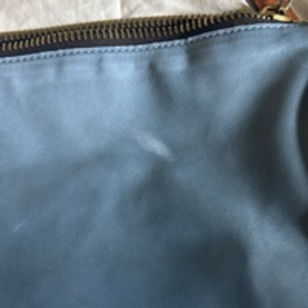 Women's Dooney & Bourke Blue Leather Crossbody Bag - Picture 7 of 12